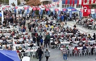 Başkan Çerçioğlu, Çeştepe’de vatandaşlarla...