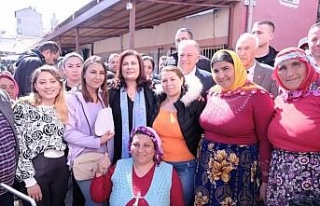 Başkan Çerçioğlu Karacasu’da vatandaşlarla...