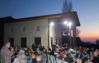 Köylüler iftarını Şehitlikte Başkan Güler’le...