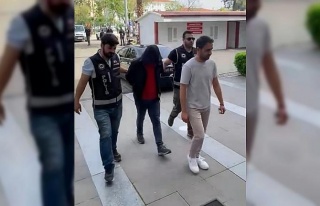 Anne ve oğlunu bıçaklayıp öldüren şahıs tutuklandı