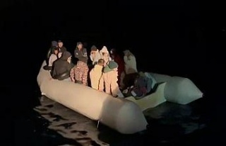 Aydın’da 15 düzensiz göçmen kurtarıldı
