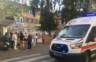 Aydın’da gıda zehirlenmesi şüphesiyle öğrenciler...