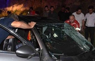 Aydın’da yolcu otobüsü otomobille çarpıştı:...