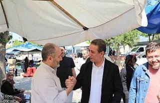 Başkan Yetişkin, bayramı vatandaşlarla iç içe...