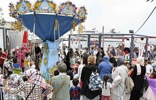 Kuşadası’nda çocukların 23 Nisan coşkusu devam...