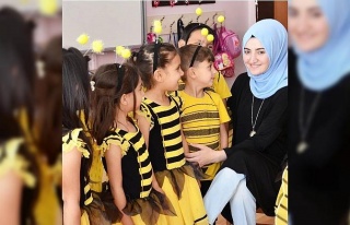 Trafik kazasında hayatını kaybeden Sümeyra öğretmen...