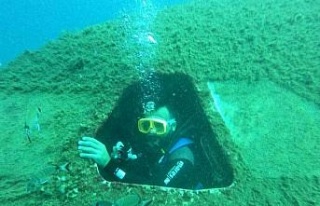 Denizin dibindeki Airbus A300 batığı görenleri...