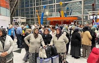 Hacı adayları dualarla kutsal topraklara uğurlandı