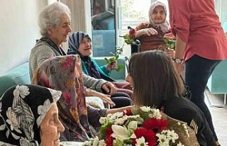 Jandarma anneleri unutmadı