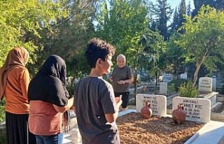 Bayram öncesi Aydın’da mezarlıklar ziyaretçilerle...