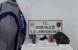 Kuşadası’nda 2 düzensiz göçmen yakalandı