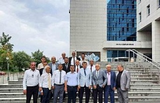 Başkan Künkcü ve şoförler odası başkanlarından...