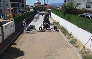 Nazilli Belediyesi ilçe genelinde yol çalışmalarına...