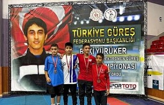 Sökeli güreşçi Talayhan Türkiye 3’üncüsü...