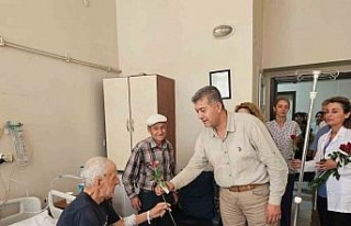 Aydın Atatürk Devlet Hastanesi yönetimi yaşlıları...