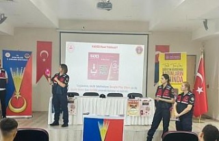 Jandarma ekipleri eğitimlerini sürdürüyor