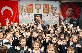 Efelerin minik öğrencileri Atatürk’ü andı
