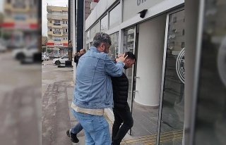 Kuşadası’nda 22 yıl hapis cezası ile aranan...