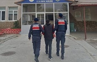 Taklit anahtarla hırsızlık suçundan aranan şahıs...