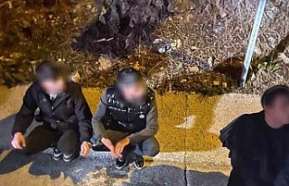 Aydın’da 23 düzensiz göçmen, 3 organizatör...