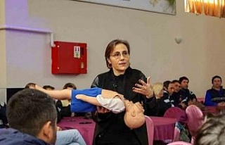 Efeler Belediyesi personeli eğitimlere devam ediyor