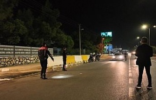 Hırsızlık suçundan aranan şahıs Söke’de yakalandı