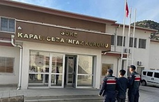 Özel düzenek ile uyuşturucu imal eden şahsı jandarma...