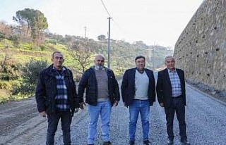 Efeler Belediyesi’nden Baltaköy’de yol çalışması