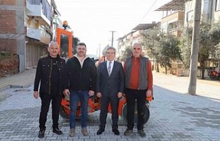 Nazilli Belediyesi’ne yeni bir silindir makinesi...