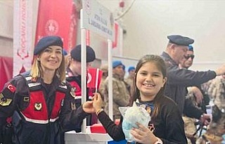 Teknoloji festivalinde öğrencilere siber suçlarla...