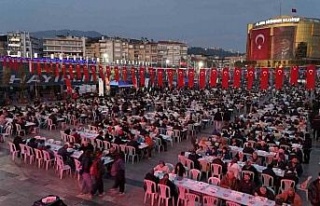 Başkan Çerçioğlu, iftarda vatandaşlarla buluştu