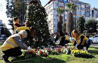 Başkan Çerçioğlu kadınlar ile ele ele veriyor,...