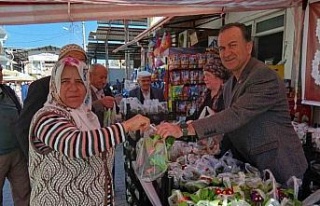 Bozdoğan’da kadınlar unutulmadı, rengarenk çiçekler...