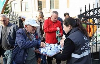 Büyükşehirden ’lokumlu’ bayramlaşma