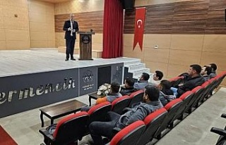 Germencik Belediyesi ilaçlama ekiplerine vektörle...