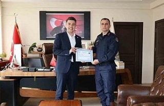Karacasu’da kolluk kuvvetleri amirleri başarı...