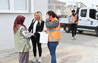 Kuşadası Belediyesi Ramazan ayında 3 bin 500 haneye...