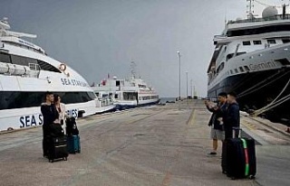Kuşadası’ndan Yunanistan’ın Sisam Adası’na...
