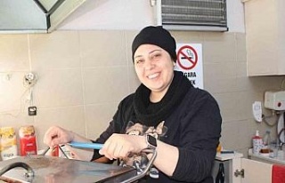 Mahallenin ’Seher ablası’, 11 yıldır eşinin...