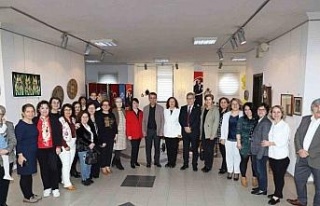 Nazilli Belediyesi ’Zamanın Renkleri El Sanatları...