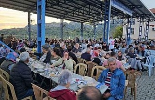 Yağdereliler imece usulü iftarda buluştu