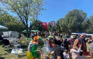 Alanlı Mahallesi sakinleri baharı imece şenlikle...