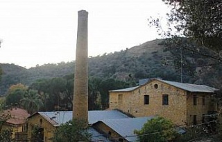 Bir asırdır ayakta