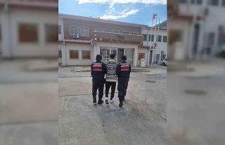 Dolandırıcılık suçundan aranan şahıs Kuşadası’nda...