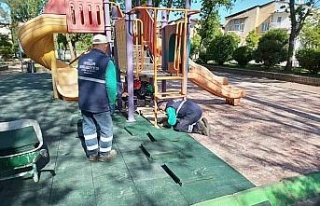 Efeler’in parkları yaz mevsimine hazırlanıyor