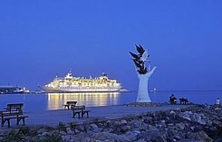 Kuşadası, yatırımlar ile cazibe merkezi oluyor