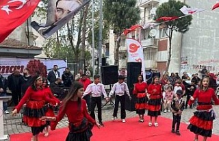 Romanlar günü renkli kutlandı