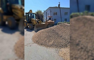 Sultanhisar’da bozulan yollar yenileniyor