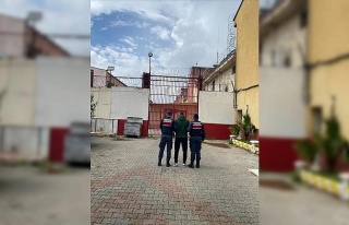 Uyuşturucu suçundan aranan şahıs Efeler’de yakalandı