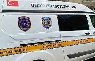 Uzman çavuş evinde ölü bulundu